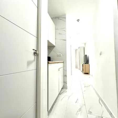 Loft 1 Dorm Wifi Centro Urbano Plaza شقة *